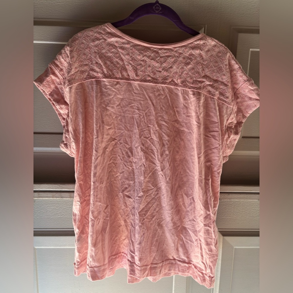 Pink Button-Front Top - Picture 2 of 5